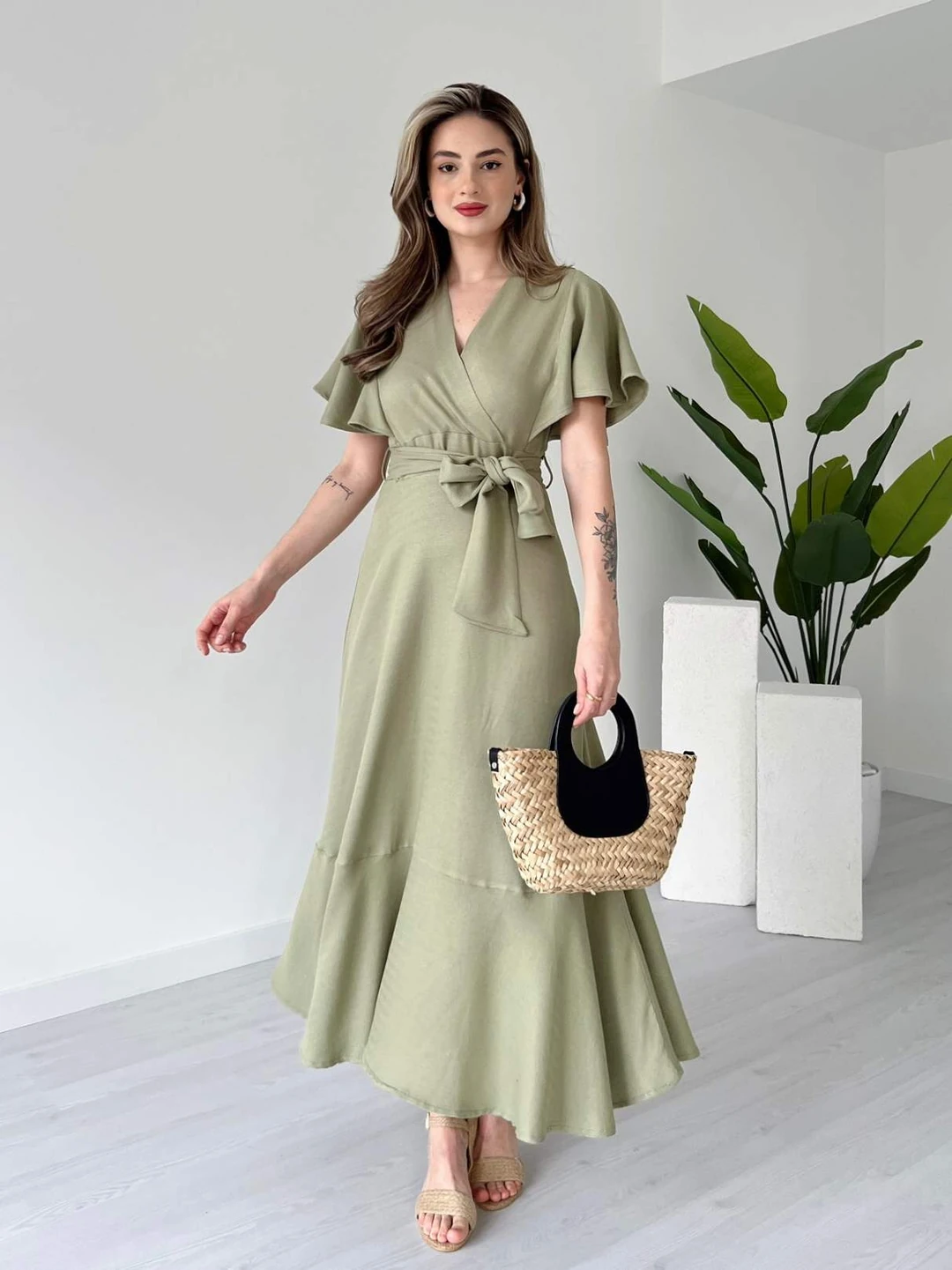 Robe en lin avec manches à volants - صورة 3 thumbnail
