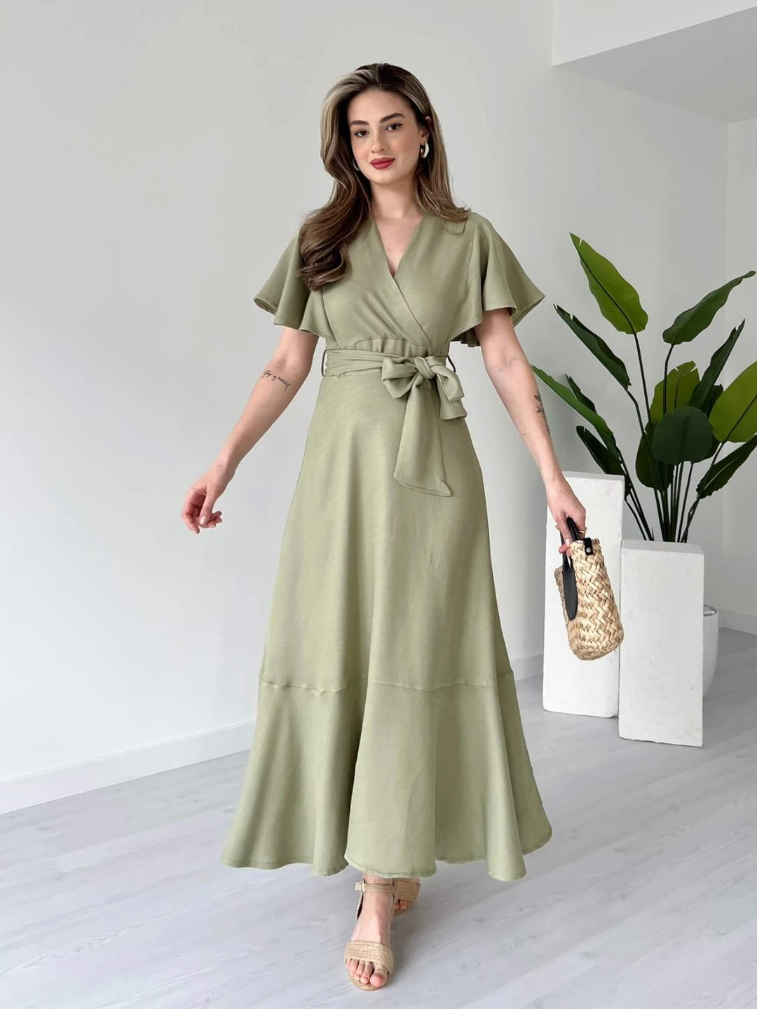 Robe en lin avec manches à volants - صورة 6 thumbnail
