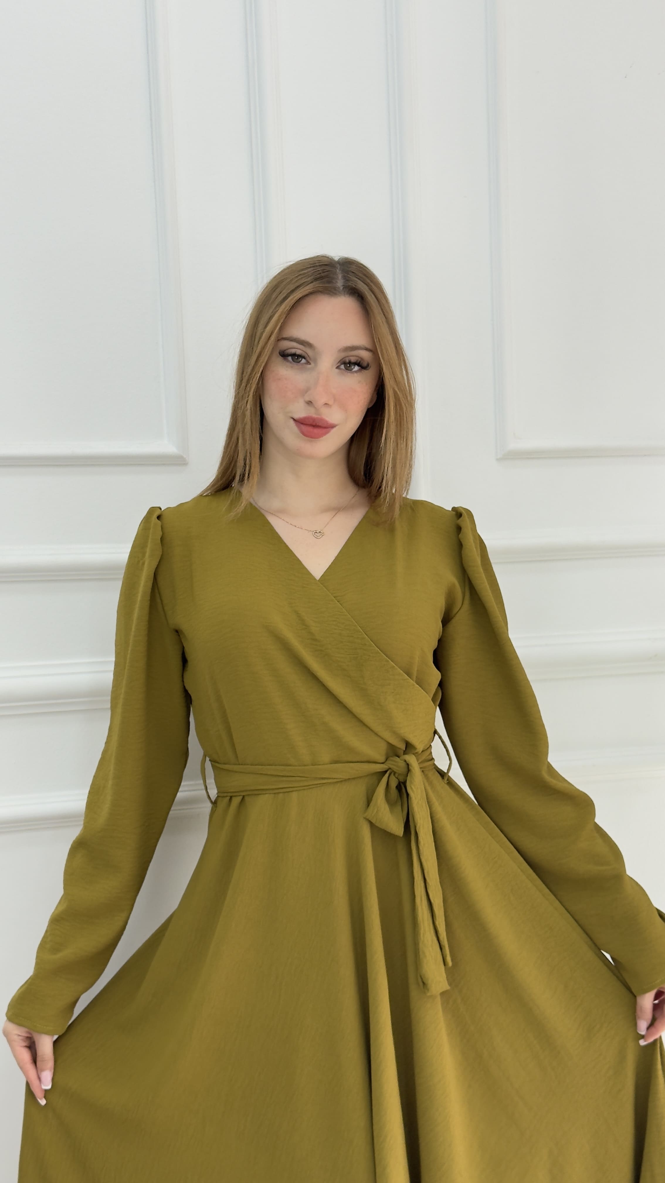 Robe Elegant En crepe froissé - صورة 10 thumbnail