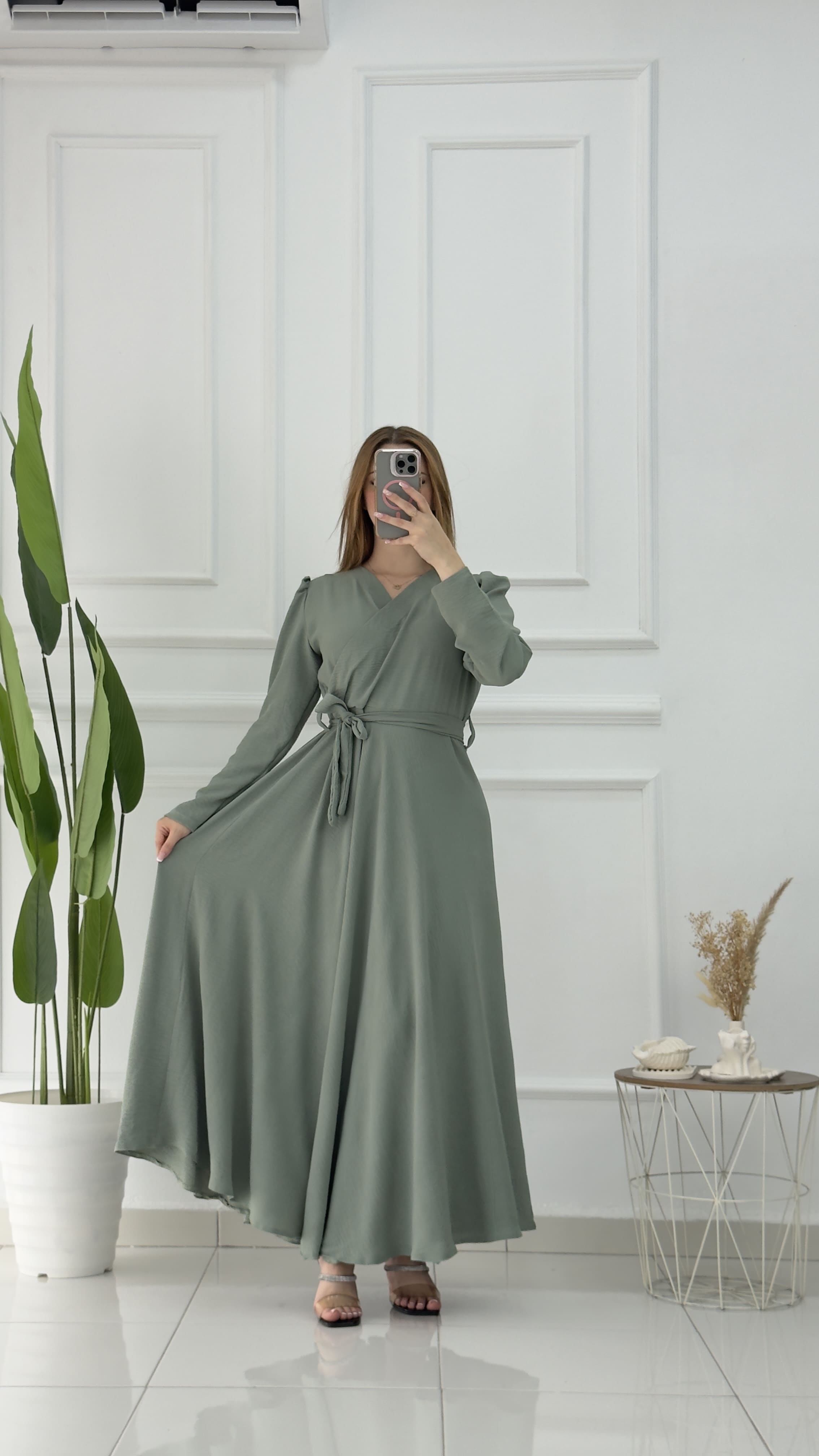 Robe Elegant En crepe froissé - صورة 3 thumbnail