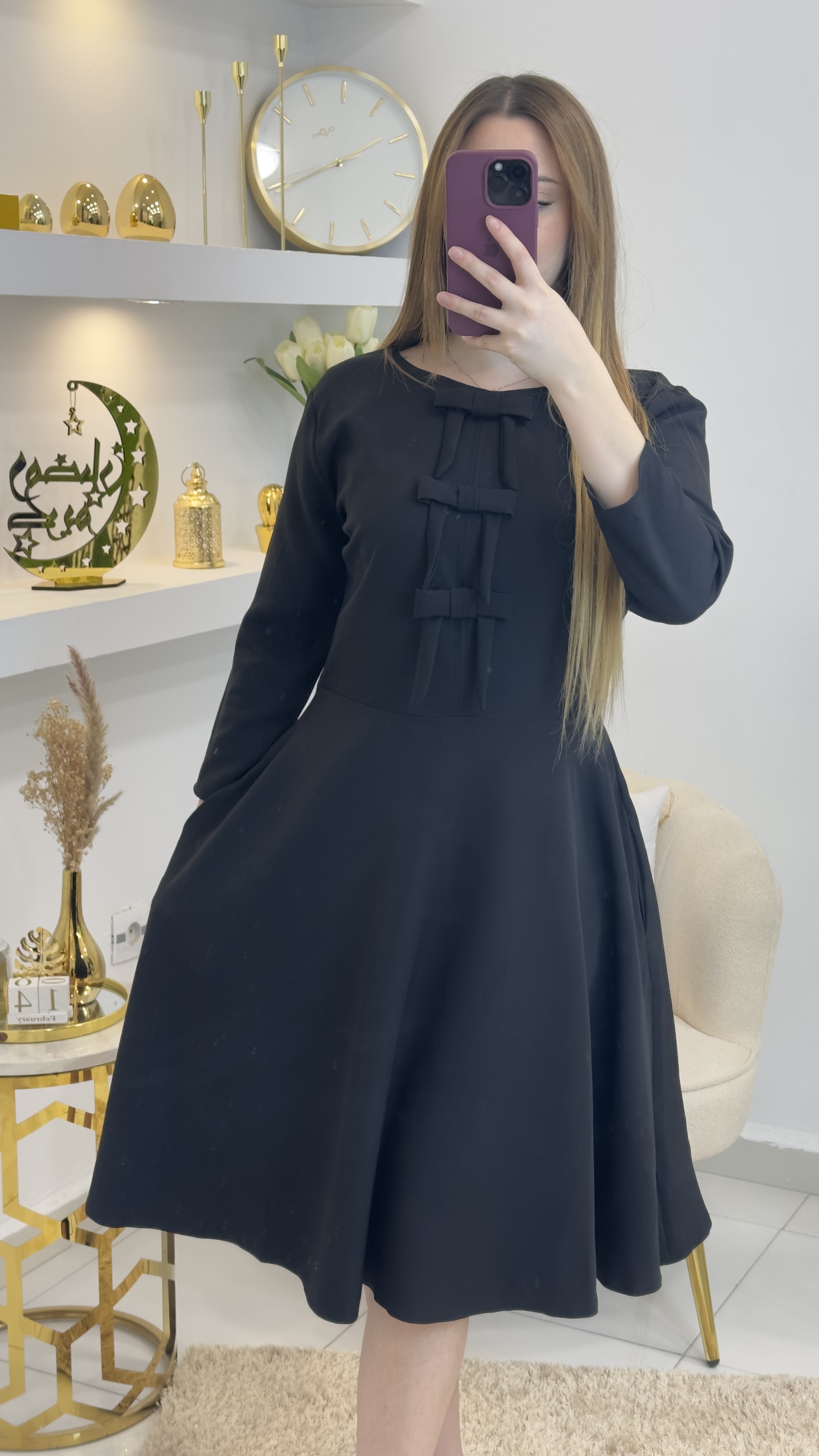 Robe courte à manches trois quart avec nœud